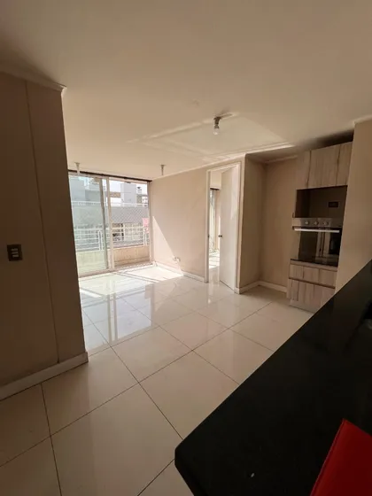 Arriendo Departamento 3d 2b 1estacionamiento (muy Iluminado)