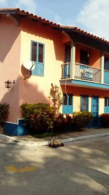 Venta Th En Choroní Edo Aragua Urb Privado C/piscina 