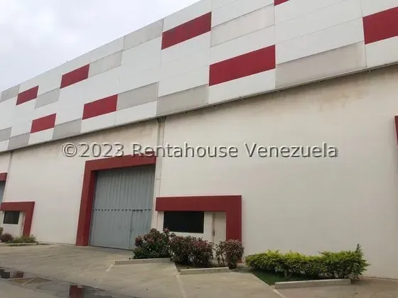 María Valera Alquila Exclusivo Galpón En Zona Industrial 1 Barquisimeto, Complejo Industrial Privado Con Seguridad 24/7.
