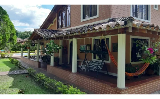 Finca De Recreo En San Jerónimo