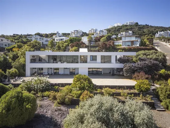 Moderna Y Eficiente Casa En Costa Cachagua