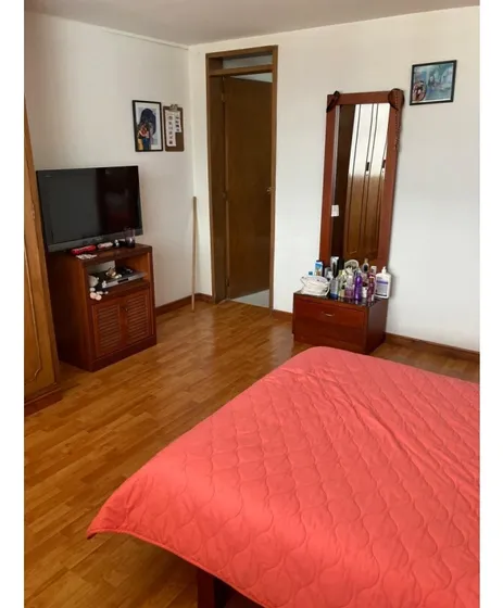 Venta De Casa Con Renta En La Leonora, Manizales