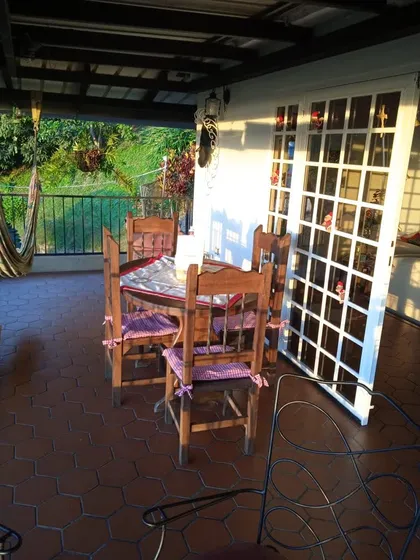 Chalet (casa) En Venta  San Diego De Los Altos 