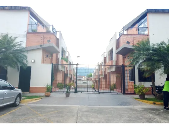 Se Vende Casa Mochima Mañongo 