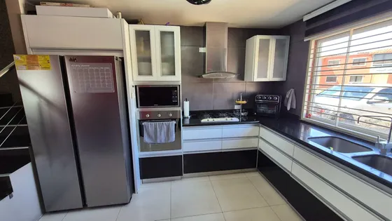 Venta Lindo Townhouse Totalmente Remodelado Conjunto Virgen Del Valle  Isla De Margarita 
