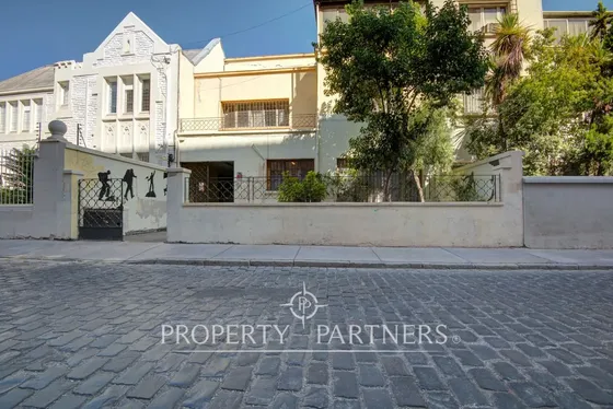 Casa En Venta En Providencia Para Remodelar Parque...