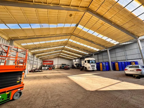 Bodega 1.200 M2