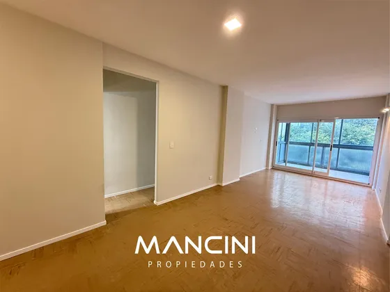 Departamento En Venta De 3 Ambientes Con Balcón  Y Espacio Guarda Coche - Saenz Peña