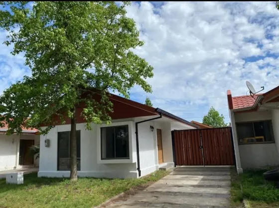 En Venta Gran Casa En Condominio - Longaví