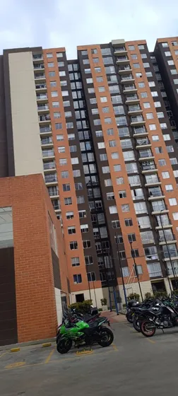 Apartamento En Venta Club House - Veron Ii - Tibana