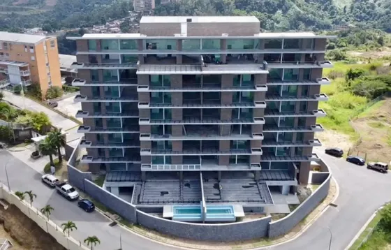 Alto Hatillo Apartamentos En Obra Gris/financiado 180m 4h-5b-2p-1m