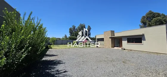 Casa En Venta De 3 Dorm. En Los Angeles
