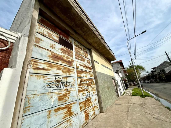 Depósito En Monte Chingolo