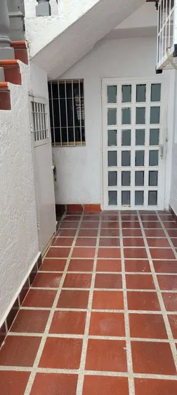 (gc) Alquilo Anexo De 48 M2, Para Oficina En Campo Claro