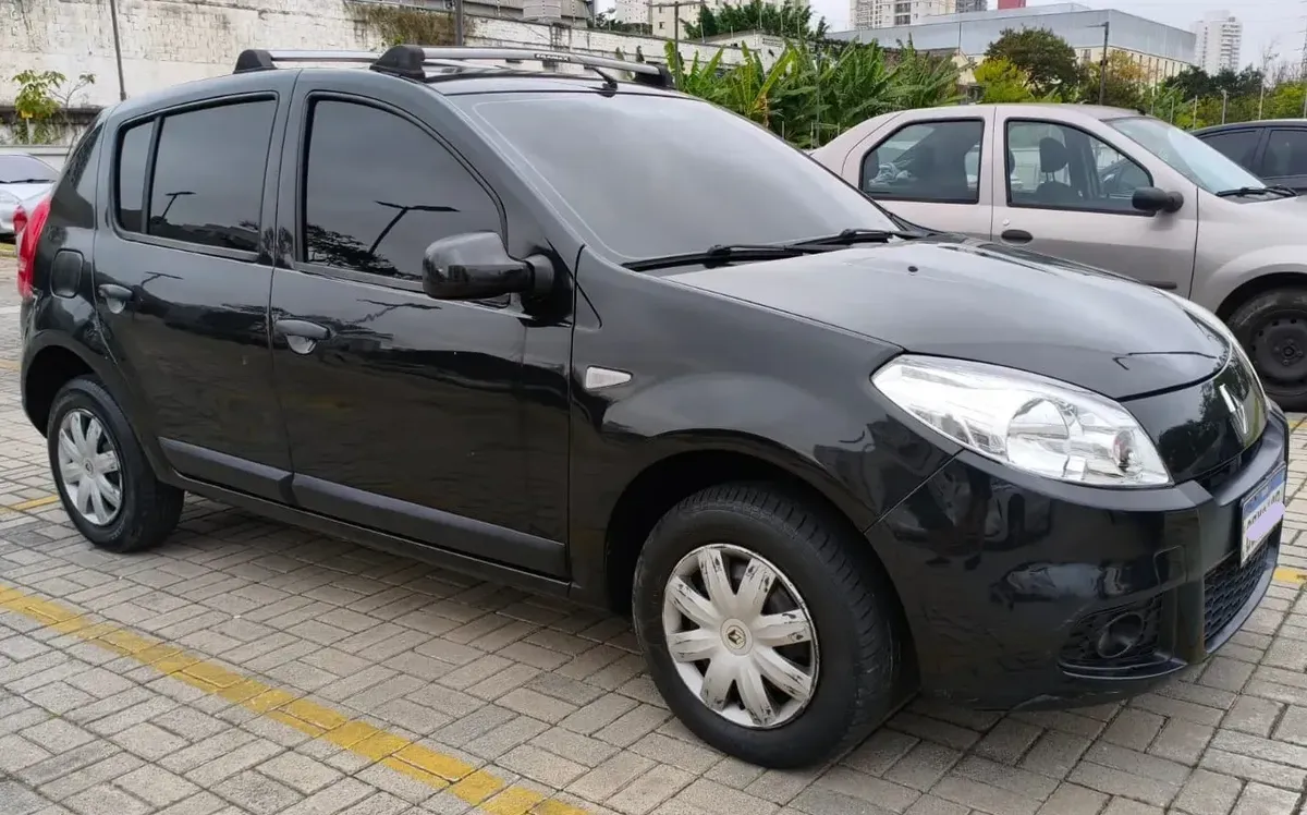 Renault Sandero 2012 1.0 16v Expression Hi-flex 5p Renault Sandero 2012 1.0 16v Expression Hi-flex 5p