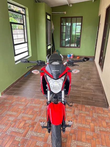 Moto En Excelente Condiciones De Motor, Detalles Estéticos