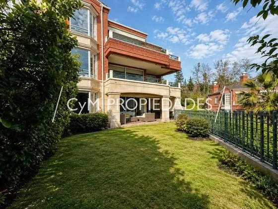 Oportunidad Para Remodelar!!!