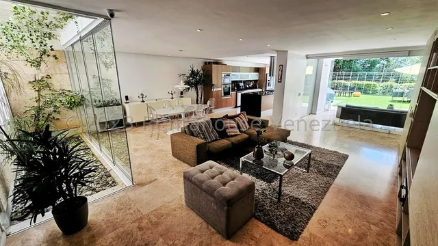 Apartamento En Venta En Villa Nueva Hatillo ( 24-4343)