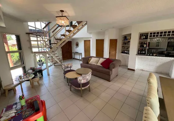 Casa 6 Amb Con Pileta Y Quincho-country El Venado.