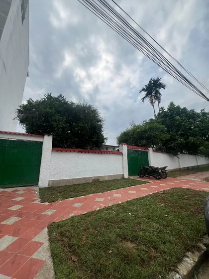 Se Arrienda O Vende, Casa Esquinera En El Barzal