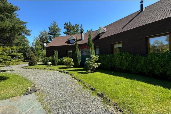 En Venta Casa En Terreno  En Pucón
