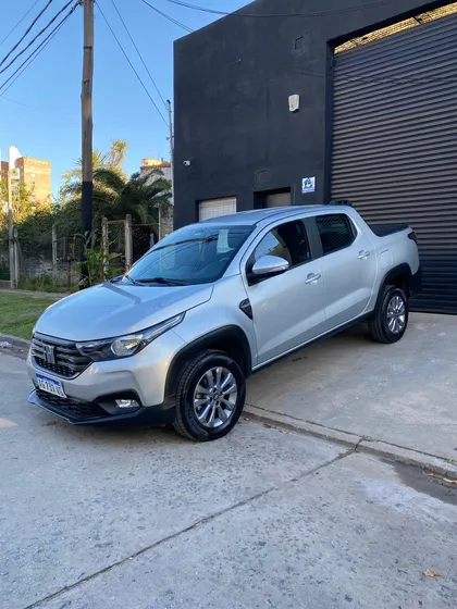 Fiat Strada 1.4 8v Freedom Cd