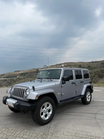 Jeep Wrangler 3.6 3p Sahara 4x4 At