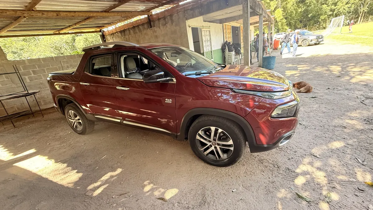 Fiat Toro 2017 2.0 Volcano 4x4 Aut. 4p — foto 3