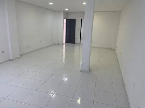 Bodega En Arriendo/venta En Centro. Cod A792458