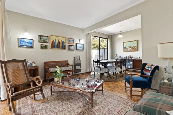 Casa En Venta 4 Dormitorios En La Reina