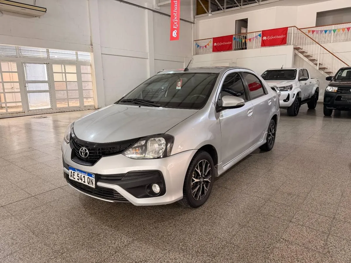Toyota Etios 1.5 4p Xls 6mt