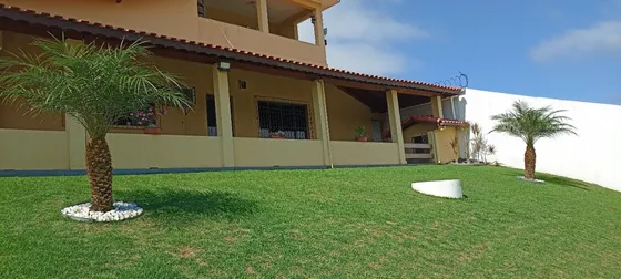 Casa / Chácara - Igaratá-sp Estuda Permuta Ou Troca Por Casa Menor, De Preferência Na Praia