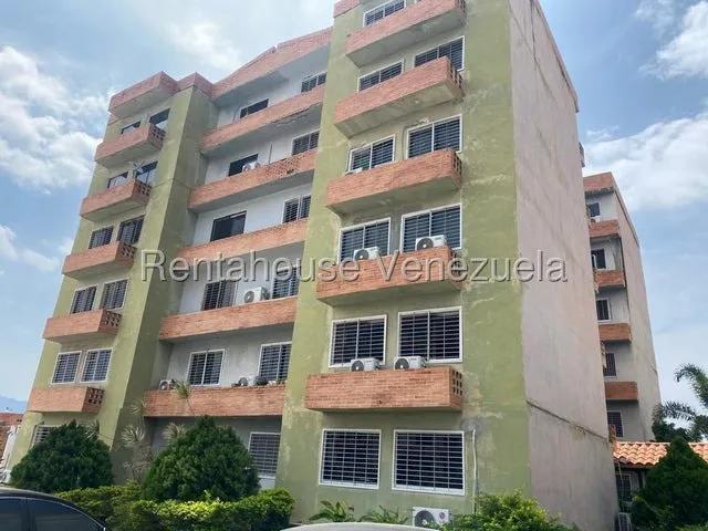 Apartamento En Venta Cómodo Moderno Excelente Ubicación Amoblado Rc Monteserino San Diego