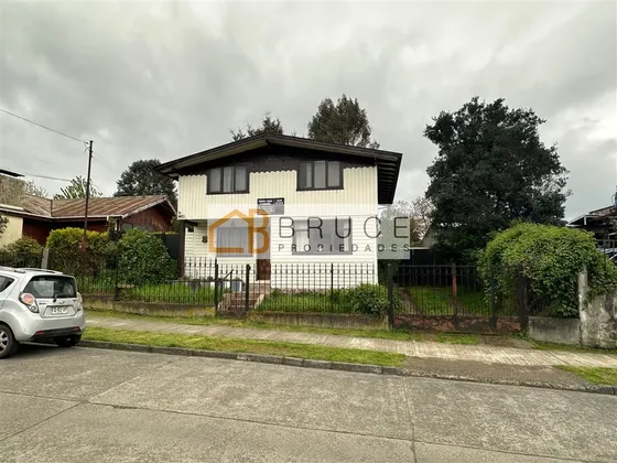 Casa En Venta De 7 Dorm. En Osorno