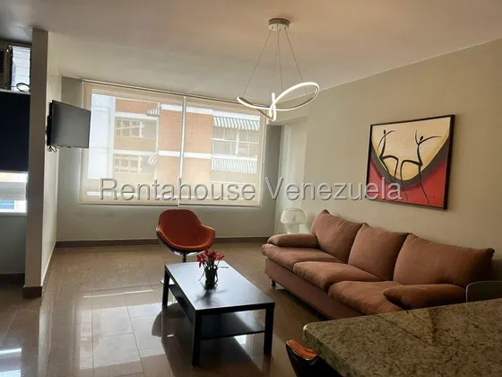 Apartamento En Alquiler En Los Palos Grandes Con Acogedores Espacios