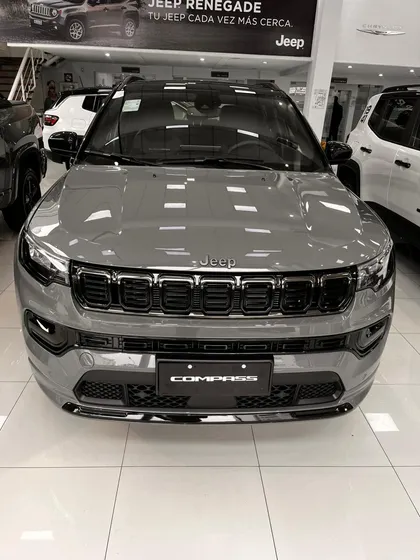 Jeep Compass Blackhawk 2.0t At9 4x4