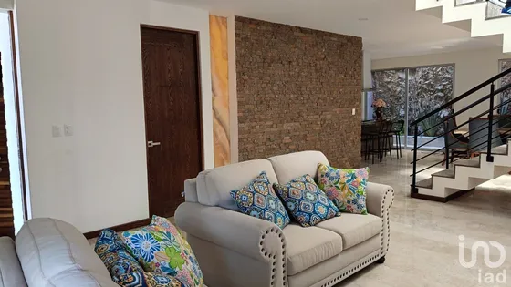 Venta Casa 3 Ambientes Bosque Monarca