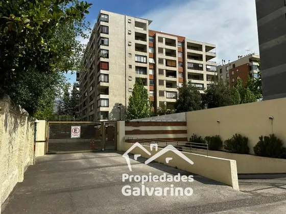 Departamento En Venta De 2 Dorm. En Las Condes