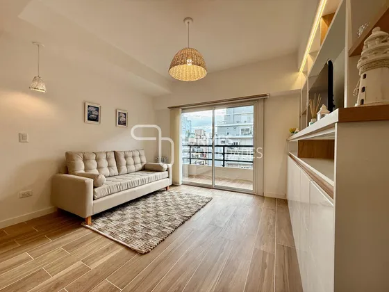 Venta Semipiso 3 Ambientes Con Balcón - Reciclado Y Amoblado - Torreon Mar Del Plata