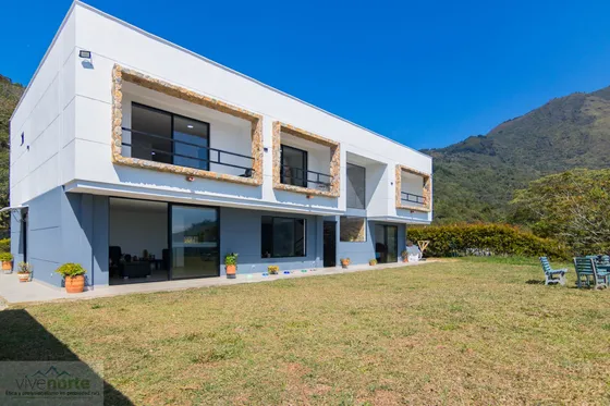Casa Campestre En Venta En Parcelacion Norteamerica. Cod V12471