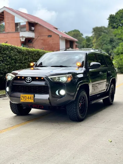Toyota 4runner 4.0 Sr5