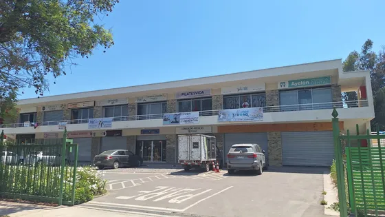 Local Comercial, Con Buena Ubicación
