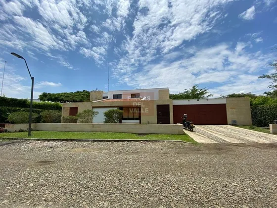Rozo, 1.875 M2. Espectacular Y Moderna Finca En Venta