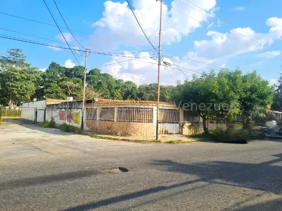 Rosa Rodríguez Vende Casa En Fundalara, Barquisimeto 25-5515
