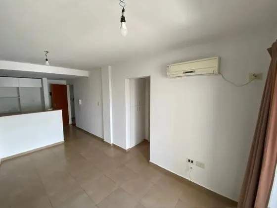 Alquiler Departamento 1 Dormitorio La Plata Centro Tiene Balcon Bajas Expensas, Excelente Estado, Ideal Estudiantes