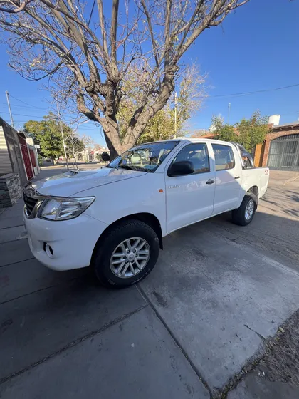 Toyota Hilux Pick-up 2.5 Cs Dx Pack I 120cv 4x4