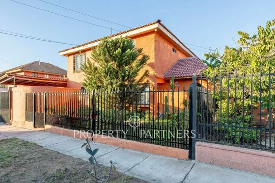 Gran Casa Familiar En Venta En Peñuelas