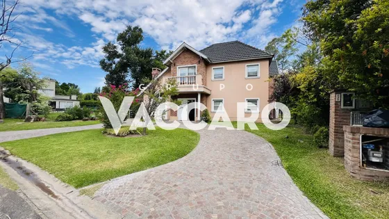 Casa En Venta En El Casco De Moreno