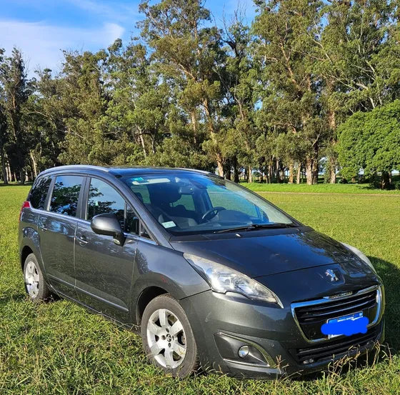 Peugeot 5008 1.6 Feline B/techo Tiptronic