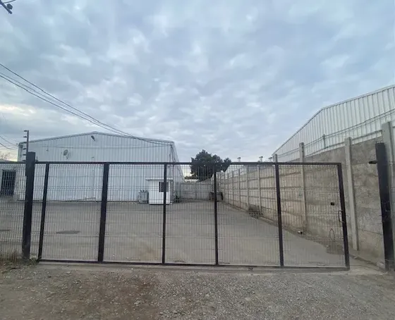 Arriendo De Bodegas Chena